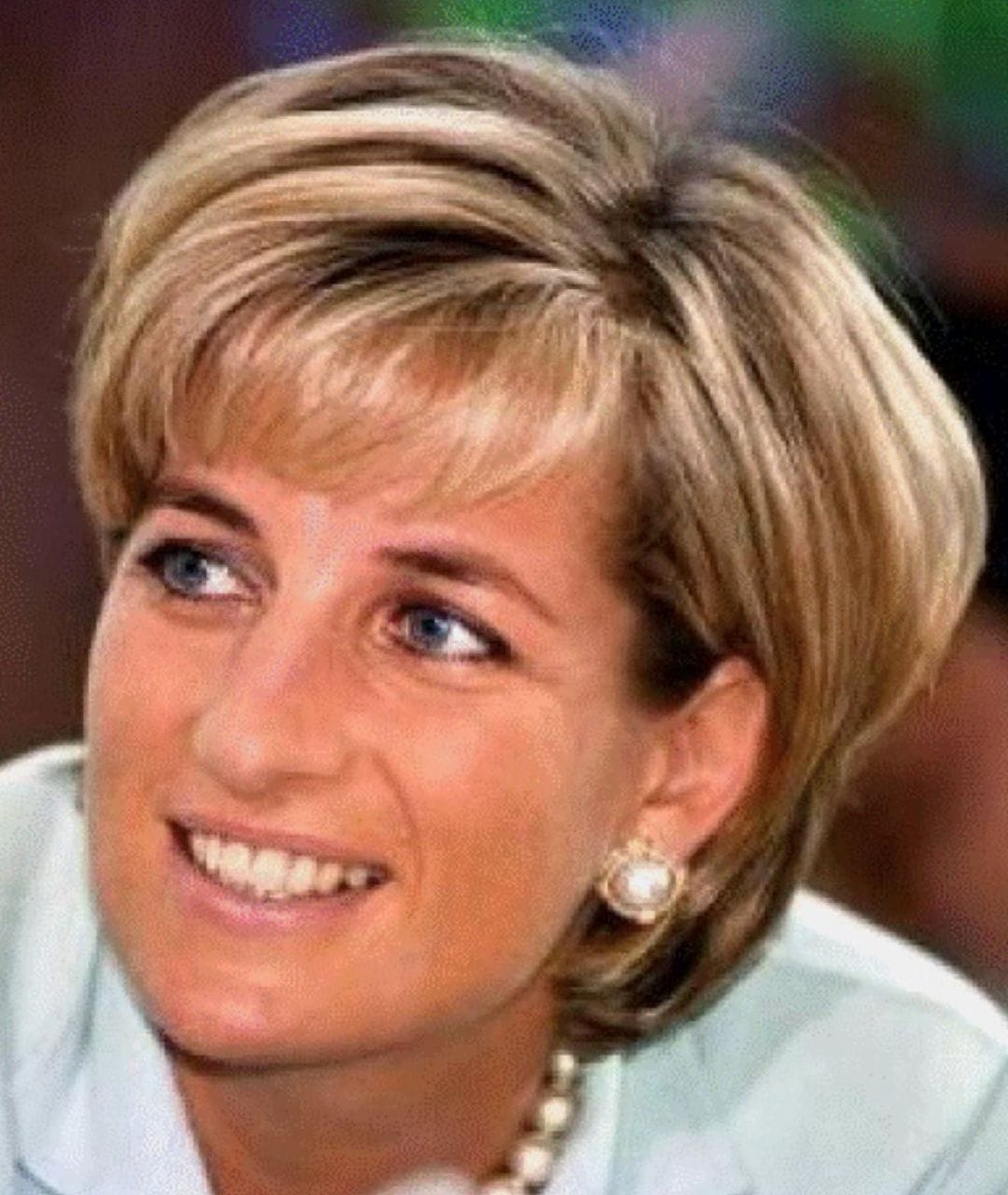 Moartea prințesei Diana a lăsat Londra fără flori de vânzare. Imagini ireale mai jos