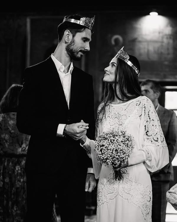 Theo Rose și Anghel Damian se pregătesc să devină părinți din nou, la câteva luni de la nuntă?! Cum au fost surprinși când credeau că nu-i vede nimeni?