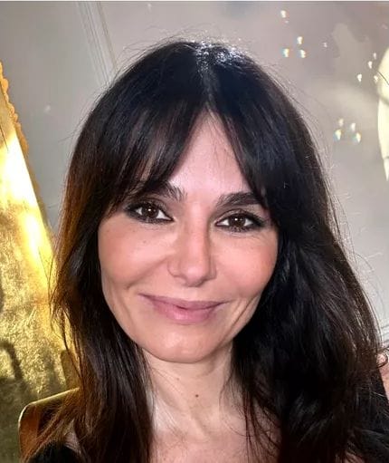 Dana Budeanu și iubitul ei traiesc o frumoasa poveste de dragoste,insă putini știu ca barbatul este cu mult mai mic fata de creatoarea de moda