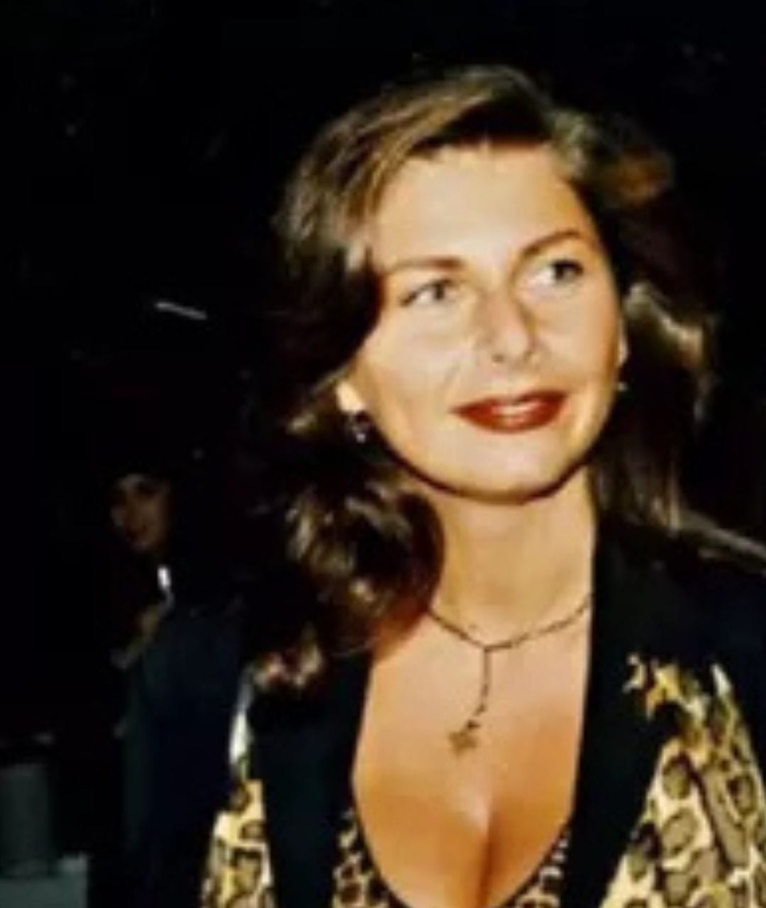 O mai ţii minte pe Janine, fosta soţie a lui Adrian Sârbu? Cucerea românii cu frumuseţea şi eleganţa, cum arată la 57 de ani fostul model