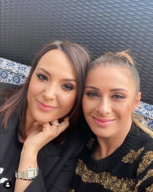 Sora Anamariei Prodan, milionară în dolari pe cont propriu: Anca a renunțat la moștenire și și-a construit singură averea. Cu ce se ocupă, de fapt, Anca și cum se înțelege cu impresara.
