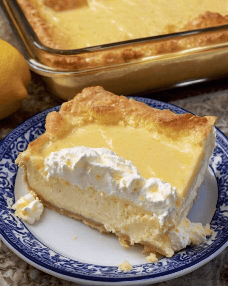 Tort cu cremă de brânză și lămâie, cu 4 ingrediente – Simplu și delicios!