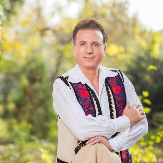 Constantin Enceanu, între scenă și afaceri: Ce onorariu are la evenimente și cât costă un prânz la restaurantul său din Filiași Vezi in comentarii