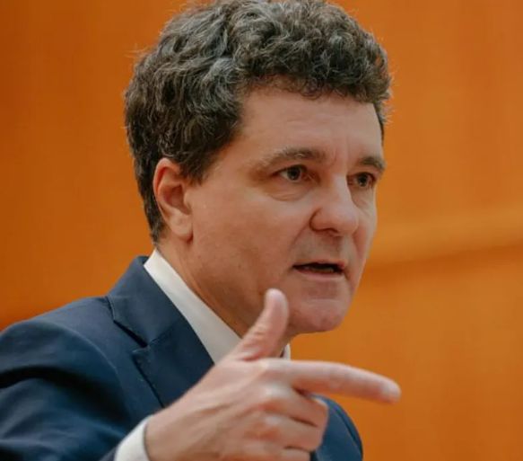 Președintele României, Nicușor Dan: „Coaliția are divergențe, dar rezultatele guvernării confirmă eficiența”.vezi in comentarii
