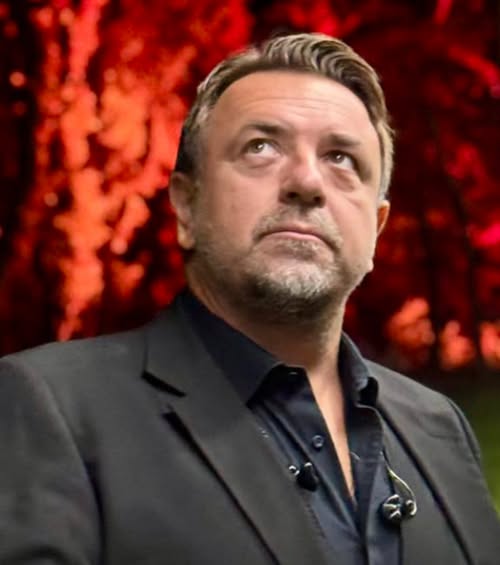 Horia Brenciu este în doliu! Mesajul  trist  postat de cântăreț: „A decedat”.vezi in comentarii