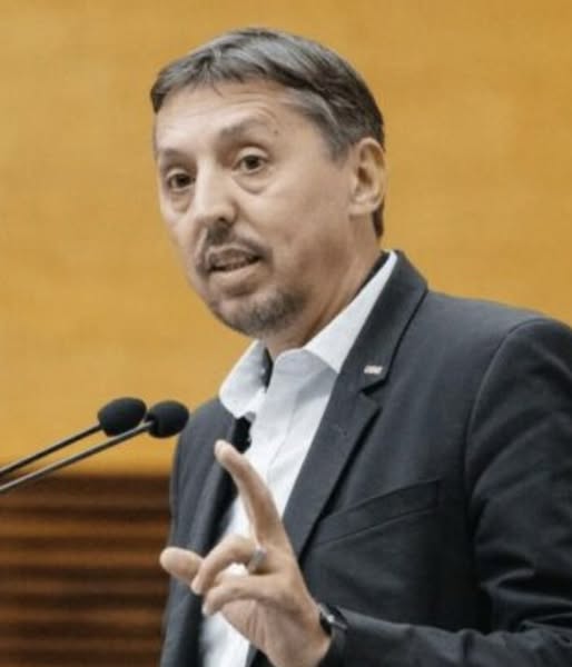 Când se bucură elevii din fiecare județ de săptămâna liberă de iarnă? Programul vacanțelor școlare 2025-2026