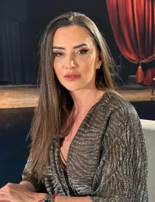 Mara Bănică, sinceră despre operațiile estetice: „Vreau să arăt mai bine decât îmi permite vârsta”.vezi in comentarii