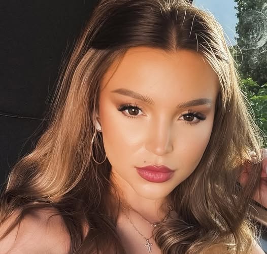 Veronica a ieșit din camera roșie complet răvășită! După gestul neașteptat făcut de Ahmed, a arătat că răbdarea ei a ajuns la limită.vezi in comentarii