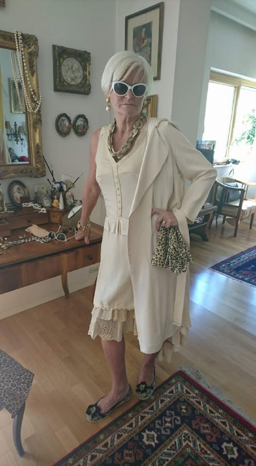 Monica Tatoiu, mărturisiri tulburătoare despre boala de care suferă: „Într-o zi voi ajunge în scaun cu rotile”.vezi in comentarii