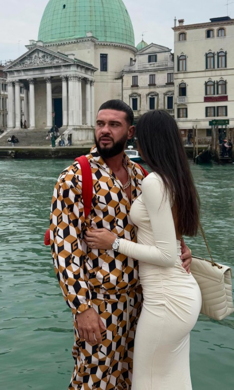 Dorian Popa s-a căsătorit?! Mama artistului: „Să mă bucur de următorii nepoței!”