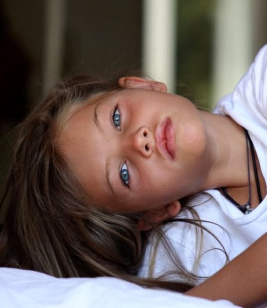 Cum arată acum ”cea mai frumoasă fetiță din lume”, la 24 de ani. A făcut furori la un eveniment!