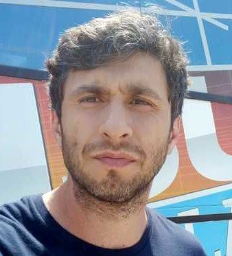 Câte clase are Dragoş Bucur. Ce studii are, de fapt, juratul de la „Românii au talent”