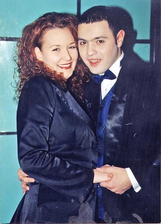 Cum a aflat Mihai Mitoșeru că prima lui iubită a decedat ? Prezentatorul TV și-a spus povestea în lacrimi: „Trei zile mi-au spus că ea e ok” .Vezi in comentarii