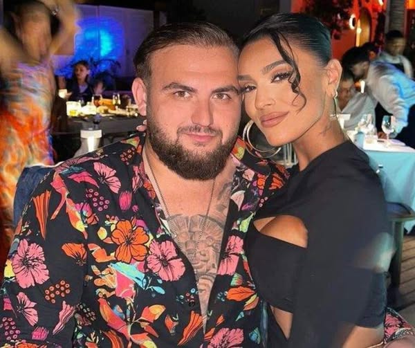 Bogdan Căplescu, fosta soț al lui Karmen Minune, își regăsește echilibrul: credință, sport și un nou stil de viață.vezi in comentarii