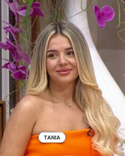 Tania a dezvăluit ce-și dorește de la viitorul ei iubit! Fetele au rămas mască după ce au auzit ce pretentii are noua concurentă:.vezi in comentarii