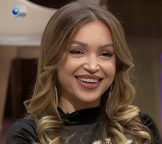 Ahmed și Veronica, din ce în ce mai apropiați la Casa iubirii. Ce relație se conturează între cei doi concurenți.Vezi in comentarii