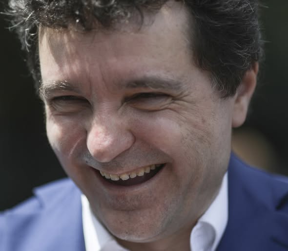 O gafă surprinzătoare făcută de Nicușor Dan! Președintele țării, matematician de excepție, a greșit calcule simple.vezi in comentarii