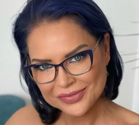 Eugenia Șerban, o lecție de curaj și vulnerabilitate. Actrița povestește cum, în timpul luptei cu cancerul, a descoperit cât de singur te poate lăsa boala.vezi in comentarii