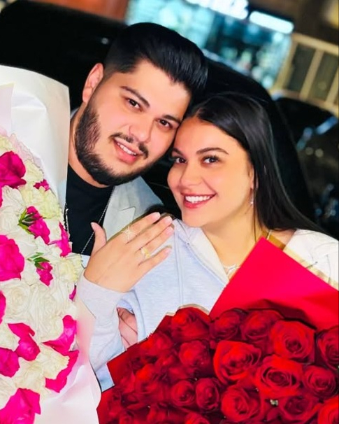 Betty Salam a rupt tăcerea: Adevărul despre zvonurile privind o posibilă sarcină.vezi in comentarii