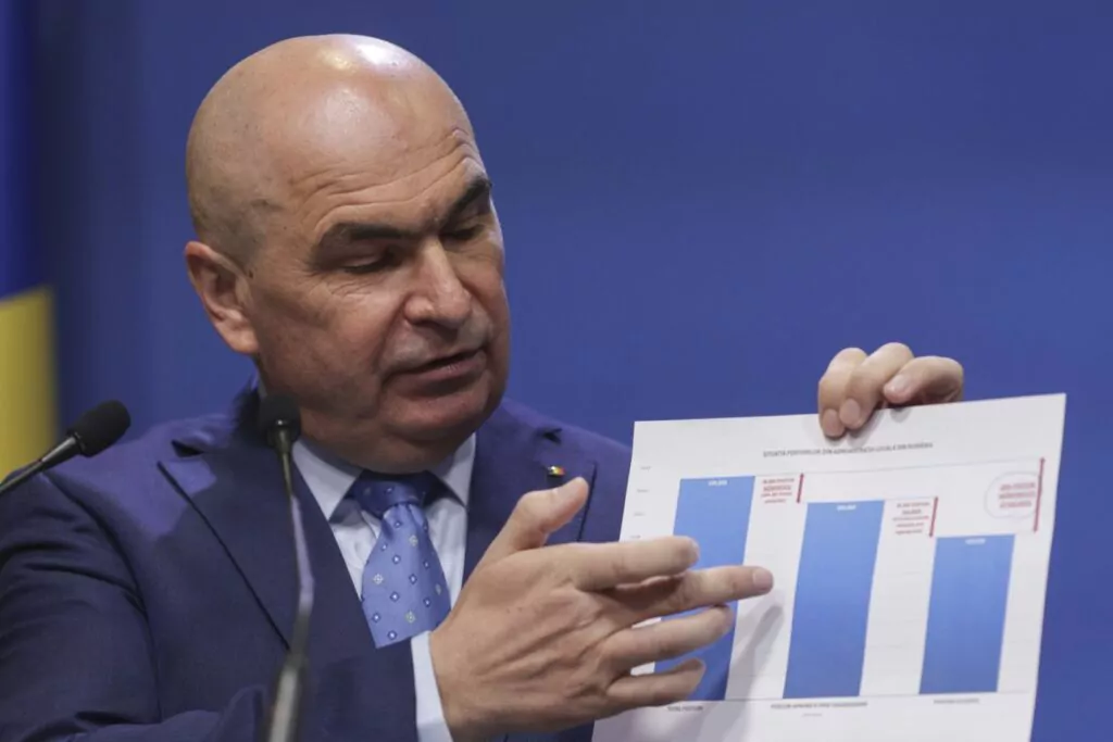 Români dați afară de la serviciu pe bandă rulantă. Sunt mii de angajați la stat care își vor face bagajele și își vor părăsi locurile de muncă actuale