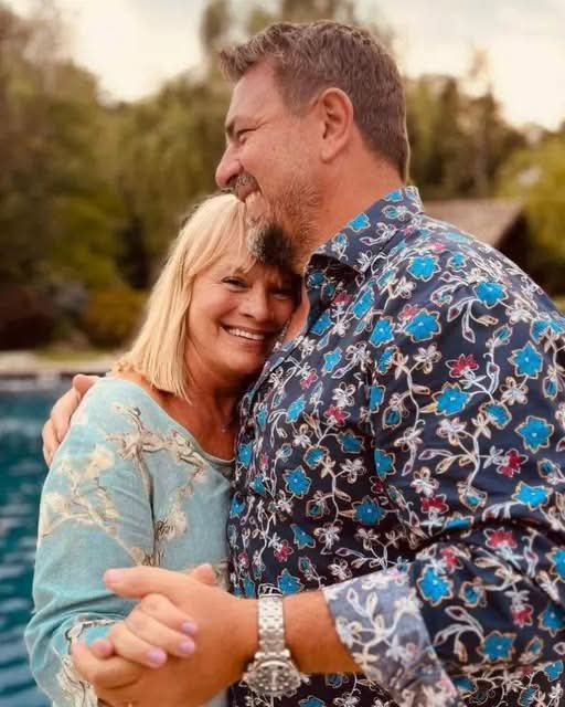 Alice Dumitrescu – Femeia din spatele succesului lui Horia Brenciu și o carieră impresionantă în televiziune. vezi in comentarii