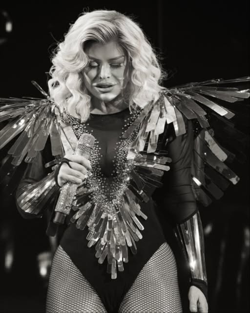 Cum a apărut Loredana la înmormântarea lui Horia Moculescu? Puțini și-au dat seama că era chiar ea