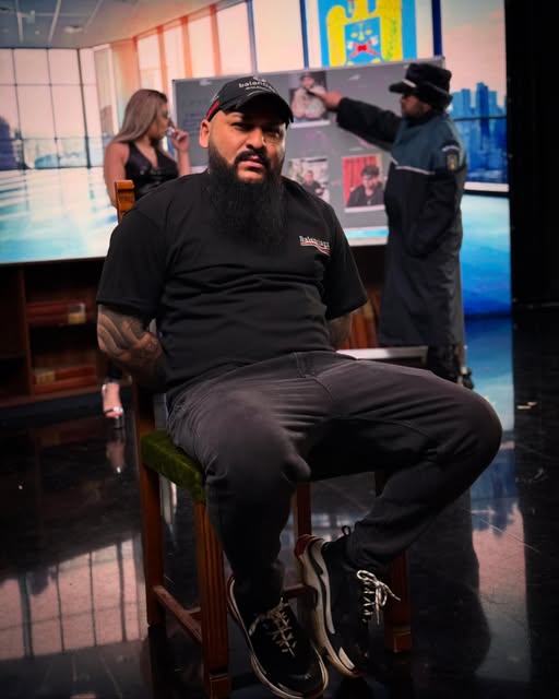 Răsturnare de situație! Dani Mocanu, ridicat chiar de acasă în Italia. Artistul nu s-a ascuns nicio clipă. vezi in comentarii