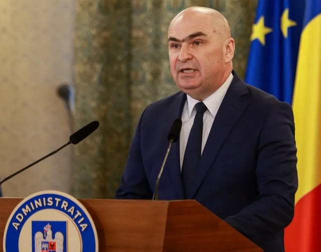 Cresc impozitele de la 1 ianuarie 2026: cât plătesc românii pentru locuințe și mașini de anul viitor?!