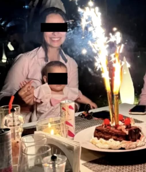 Mama Sarei, cu inima frântă! Gestul care i-a înduioșat pe mulți, la o zi după ce a lipsit de la înmormântarea fetiței sale