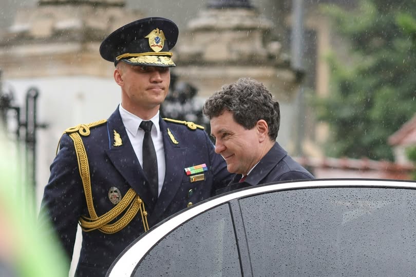 Ionuț, SPP-istul lui Nicușor Dan, a atras toate privirile la parada de 1 Decembrie. Imaginile s-au viralizat!