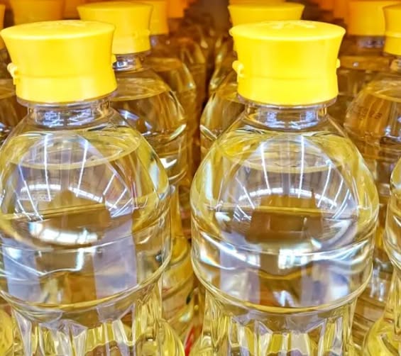 Acest ulei prezent în sute de produse ar putea declanșa obezitatea. Se regăsește în toate supermarketurile