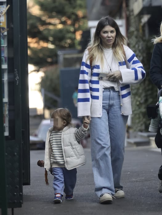 Smiley a făcut-o să plângă de ziua ei. Ce a găsit Gina Pistol acasă