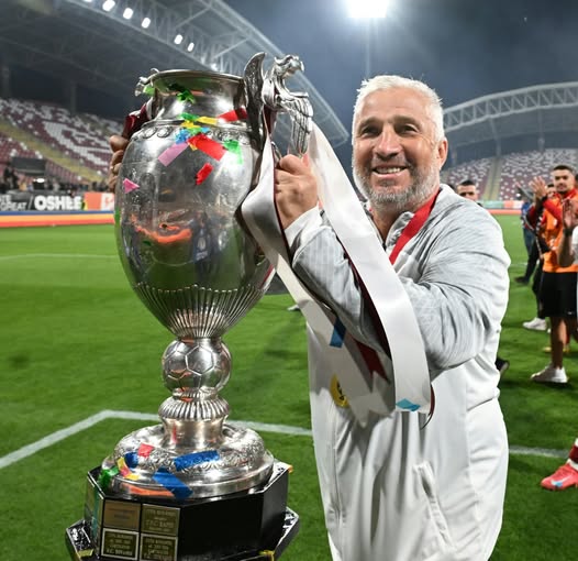 Dan Petrescu și-a revenit miraculos după boala care l-ar fi făcut să slăbească 30 de kilograme! „E bine, bine!”