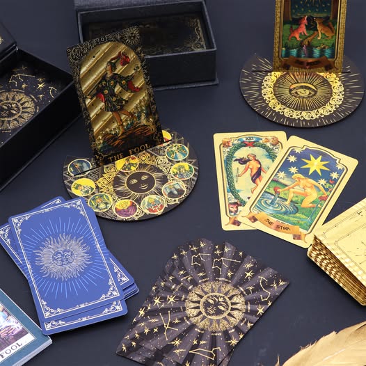 Cartea de tarot a zilei de 13 decembrie 2025. Mesajul unic transmis de Univers astăzi