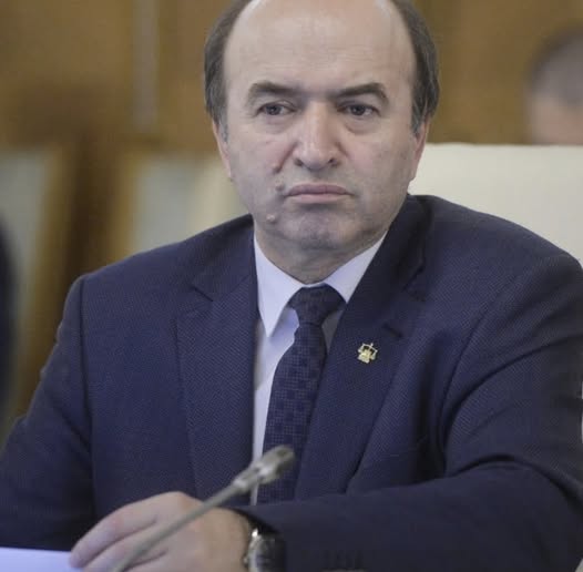 Nu cred că…” Fostul ministru al Justiţiei, Tudorel Toader rupe tăcerea în scandalul momentului! Ce spune de activitatea pe care a desfășurat-o? — Vezi în primul comentariu