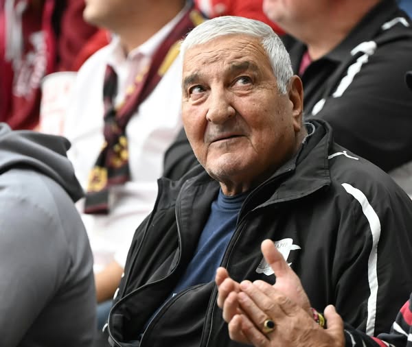 Drama prin care trece Rică Răducanu înainte de Crăciun: „Sunt la pământ! Mi-au făcut injecții și nevasta mă ceartă toată ziua!”