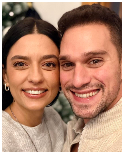 Vlad Gherman, declarație publică de iubire pentru Oana Moșneagu. Mesajul care a emoționat fanii…Vezi in comentarii