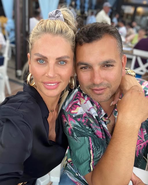 Andreea Bănică, idilă cu verișorul soțului… Vezi mai mult