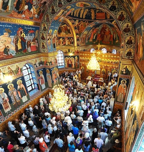 Calendar ortodox 16 februarie 2026. Sărbătoare importantă! Cui spunem „La mulți ani!” MÂINE?