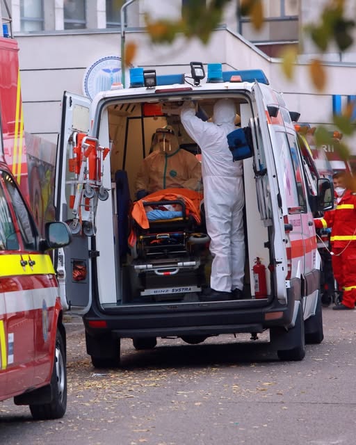 Un copil a murit după ce a consumat c… Vezi mai mult