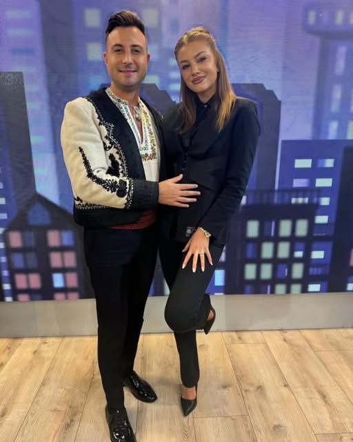 Valentin Sanfira nu ascunde dorul dupฤ divorศul de Codruศa: โCรขnd se face 12:00 fix…โ Vezi in comentarii