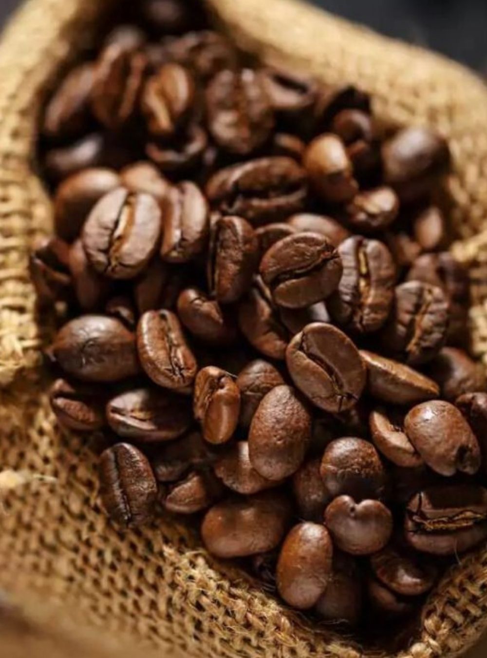 Cafea contaminată scoasă de urgență din magazine! Toxină periculoasă descoperită în produs