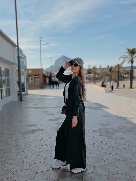 Codruța Filip, în compania unui bărbat căsătorit! Au plecat în Spania și s-au…