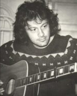 Îl recunoști? A făcut istorie în muzică, dar viața lui amoroasă a fost plină de răsturnări: femeia care i-a dăruit fiica nu i-a devenit niciodată soție