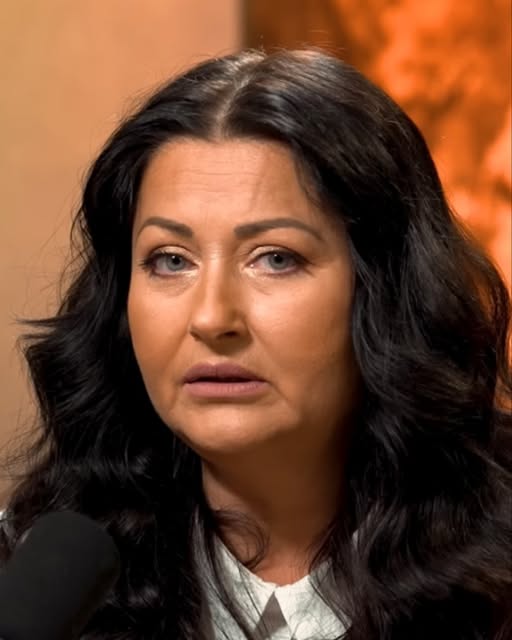 Gabriela Cristea, momente critice acasฤ. A fost nevoie de intervenศia ambulanศei… Vezi in comentarii