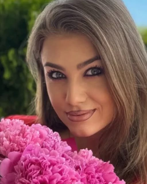 Unde și cu cine își petrece Paștele Codruța Filip, după divorț. Decizia care spune tot despre perioada prin care trece… Vezi in comentarii