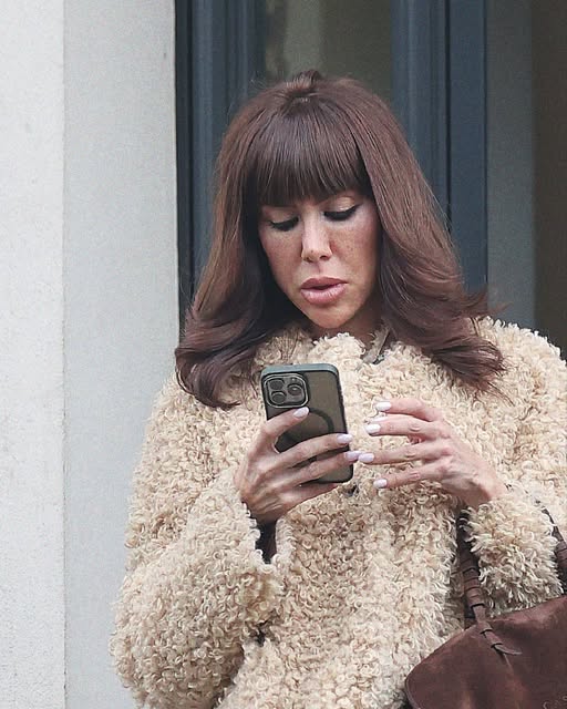 Denise Rifai ia tot. Dupฤ ce l-a โfuratโ pe Radu Ciucฤ de la Pro TV, acum a mai acontat un personaj celebru… Vezi in comentarii