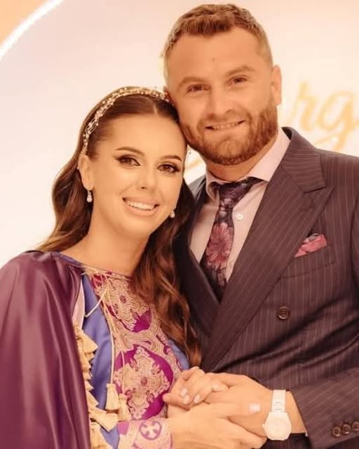 Georgiana Lobonț CONFIRMĂ! Ea și Rareș Ciciovan au…Vezi mai mult