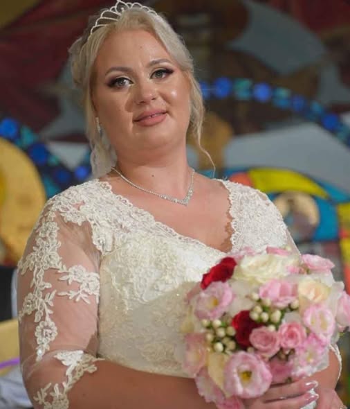 CRUNT! Ionela, mฤmica a douฤ fetiศe, suferea deโฆ Vezi mai mult