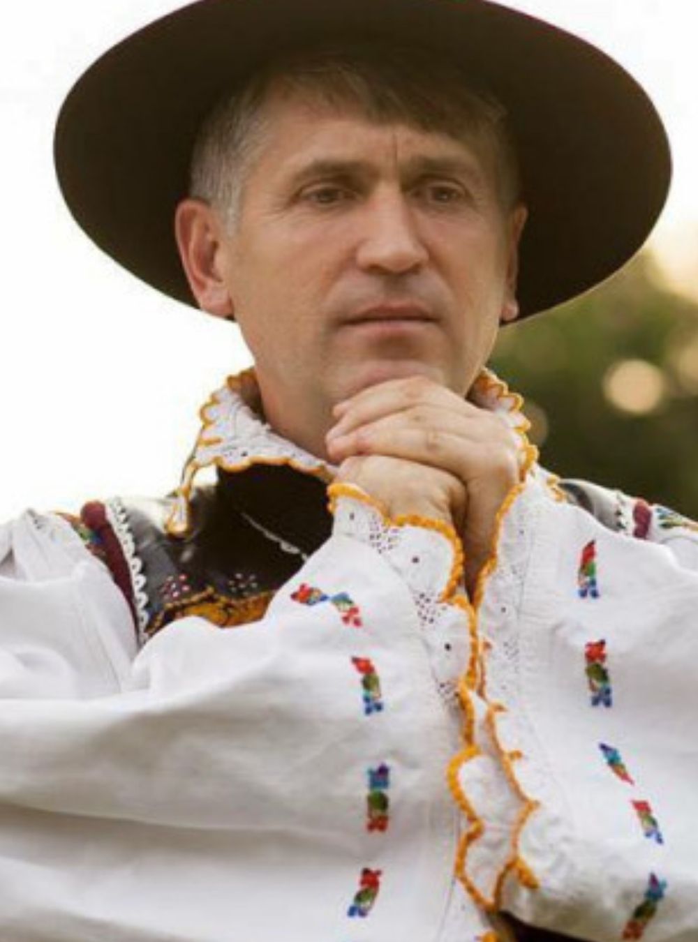 Mascații au spart ușa lui Cristian Pomohaci! Acuzații înfiorătoare de vio…Vezi mai mult